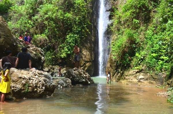 Air Terjun Curug Siluwok, Keweron, Samigaluh, Kulonprogo Promo Lebaran Paket Wisata Jogja dan Tour di Jogja dan Jawa