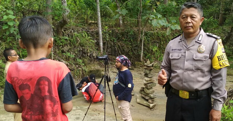 Batu Bertumpuk, Kedung Watu Brongkol Wisata Unik nan Menarik Promo Lebaran Paket Wisata Jogja