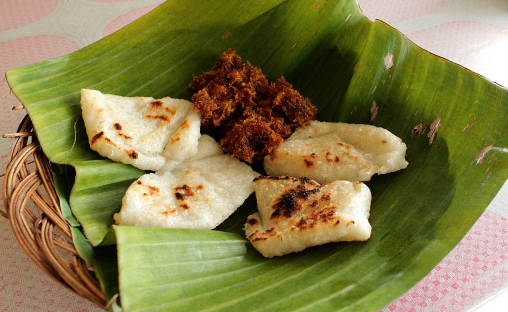 Jadah Khas Boyolali, Legitnya Menggoda Ketannya Nikmat Banget promo lebaran paket wisata dan tour jogja tahun ini