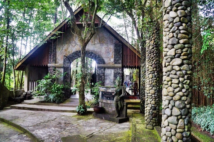 Museum Ullen Sentalu - Wisata Sejarah Lereng Gunung Merapi Jogjakarta